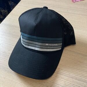 TravisMathew Flexfit L/XL Mens Black Trucker Hat Mesh Baseball Cap Stripes Logo